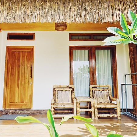 Sangyang Peraja Bungalows Loyok מראה חיצוני תמונה