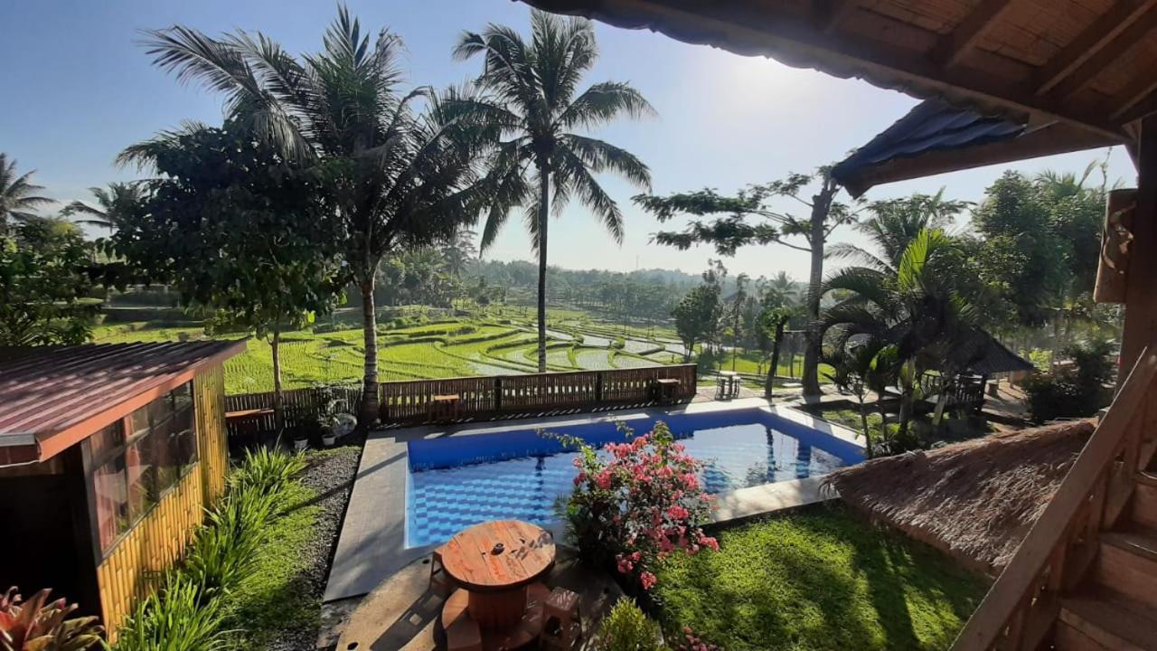 Sangyang Peraja Bungalows Loyok מראה חיצוני תמונה