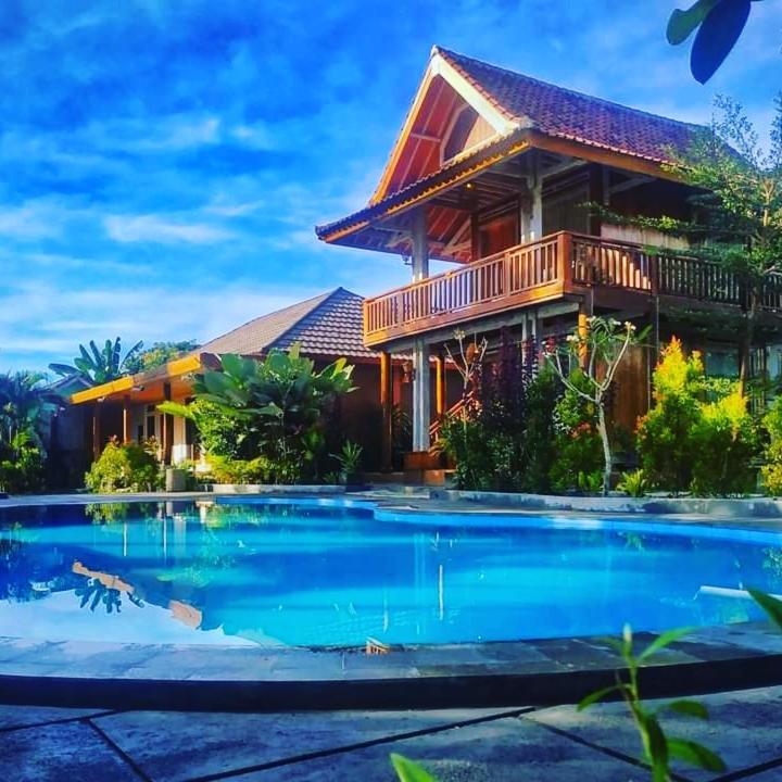 Sangyang Peraja Bungalows Loyok מראה חיצוני תמונה