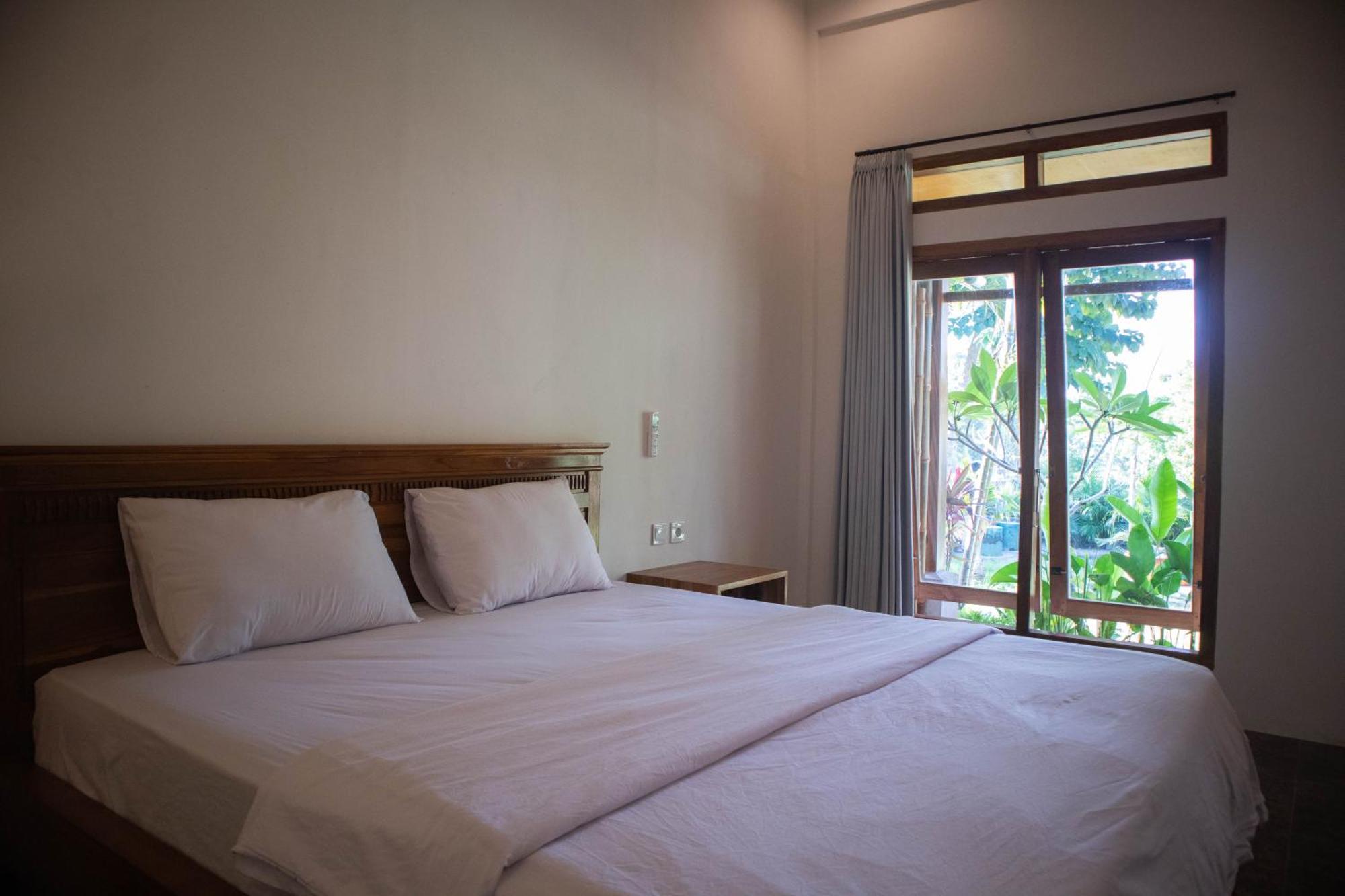 Sangyang Peraja Bungalows Loyok מראה חיצוני תמונה