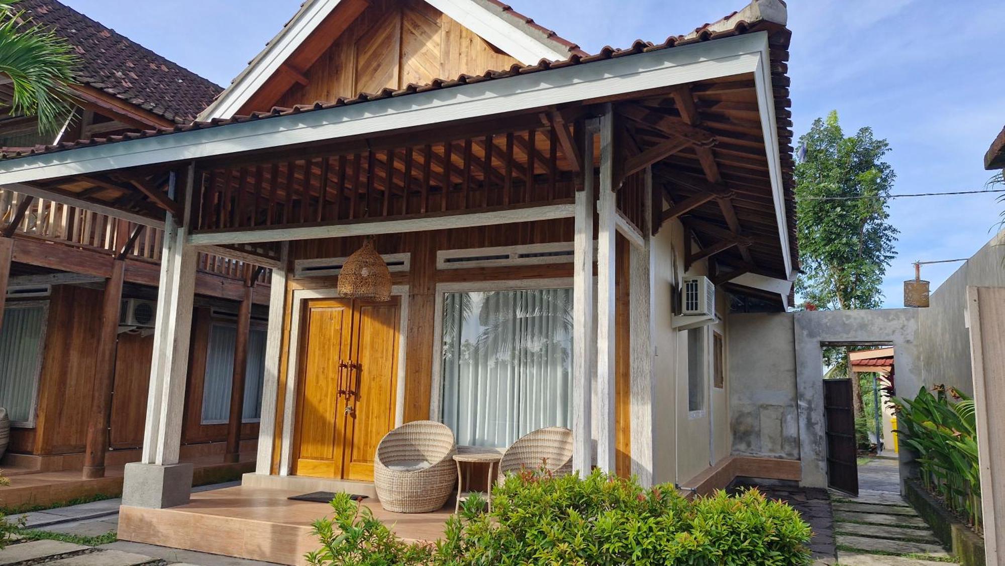 Sangyang Peraja Bungalows Loyok מראה חיצוני תמונה